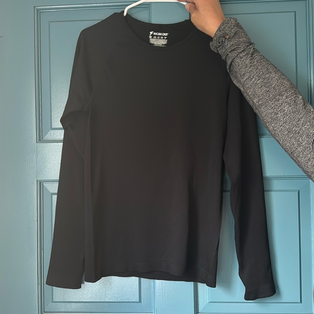 WORKOUT LONGSLEEVE